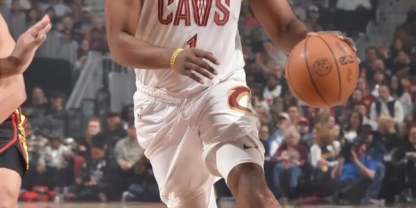 五星体育直播-哈登穿着TMC联名Harden.10，得到21分5篮板4助攻2抢断