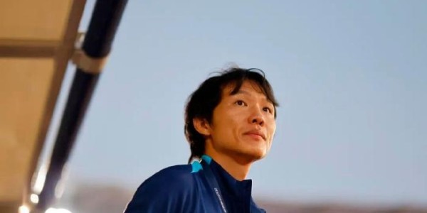 邓卓翔：打最激烈的仗，做情绪最稳定的教练