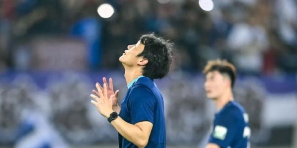 邓卓翔：打最激烈的仗，做情绪最稳定的教练