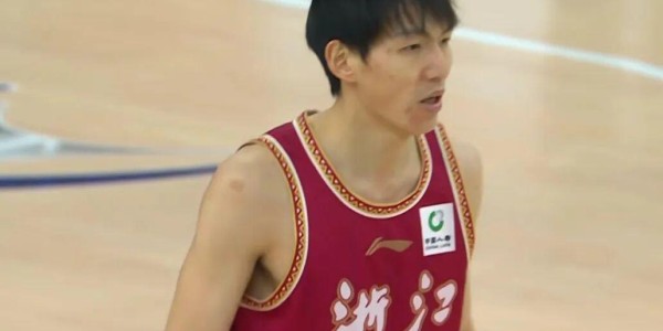 五星体育直播源-晋级四强！山东男篮1分险胜浙江 陈林坚19+6+关键三分球 吴前14+5